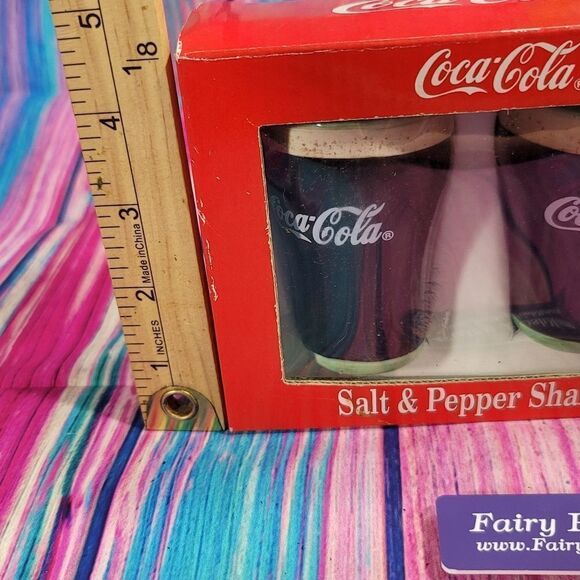 Vintage Coca-Cola Salt and Pepper Shakers From 1999 - NIB - Picture 6 of 10